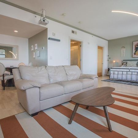 Designer Downtown Condo Suite - Splendid View Des Moines Zewnętrze zdjęcie