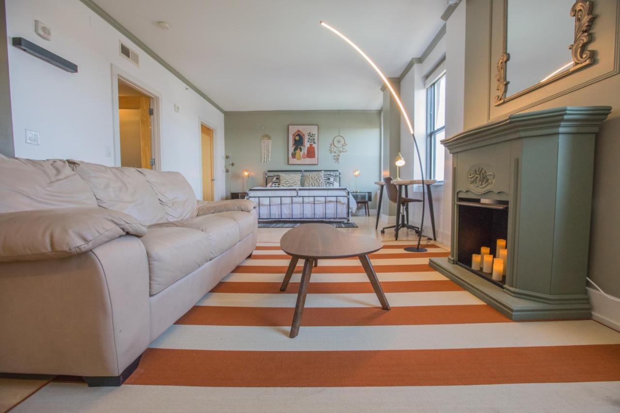 Designer Downtown Condo Suite - Splendid View Des Moines Zewnętrze zdjęcie