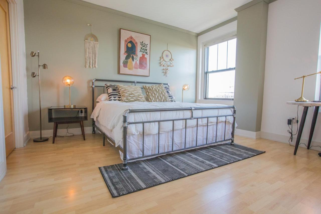 Designer Downtown Condo Suite - Splendid View Des Moines Zewnętrze zdjęcie