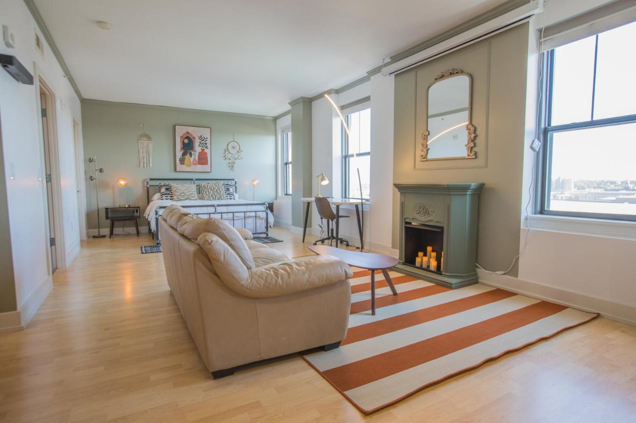 Designer Downtown Condo Suite - Splendid View Des Moines Zewnętrze zdjęcie