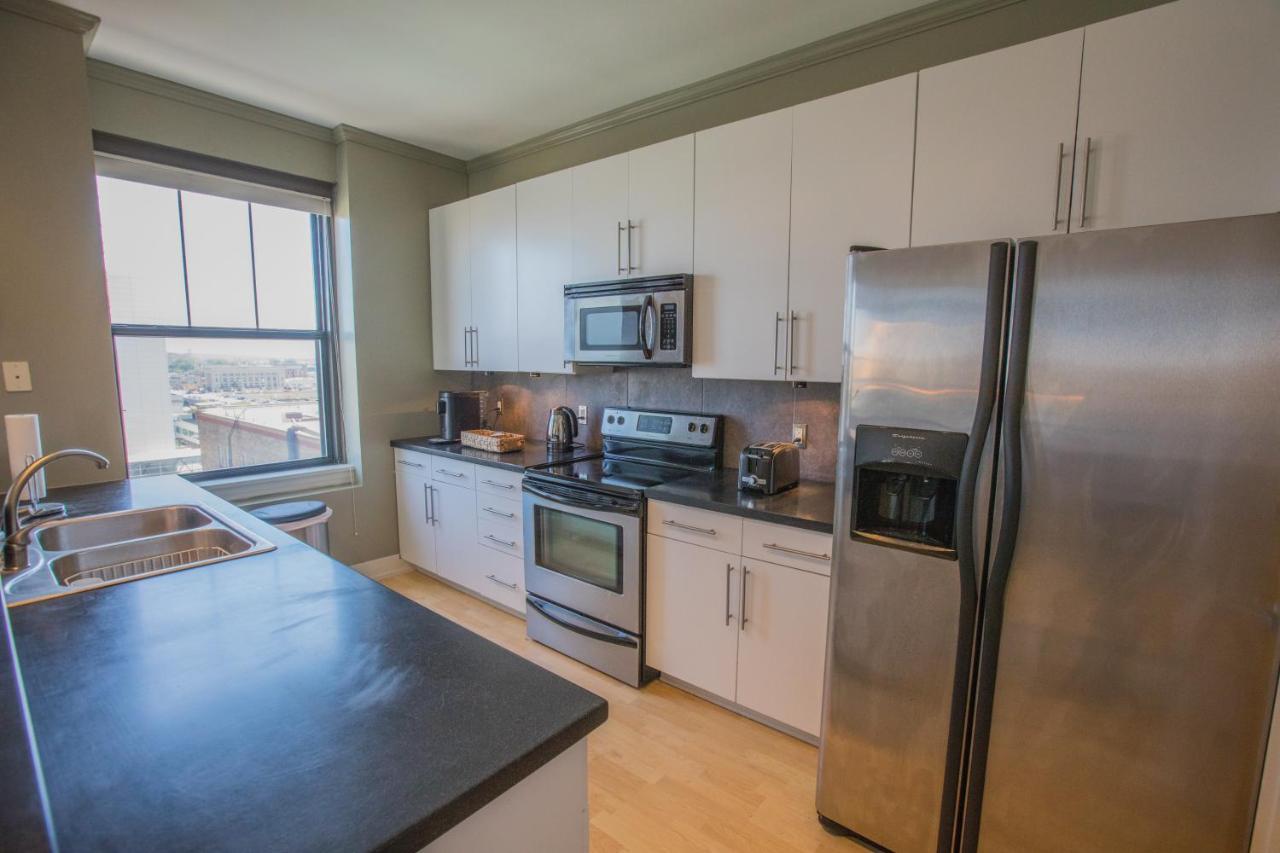 Designer Downtown Condo Suite - Splendid View Des Moines Zewnętrze zdjęcie