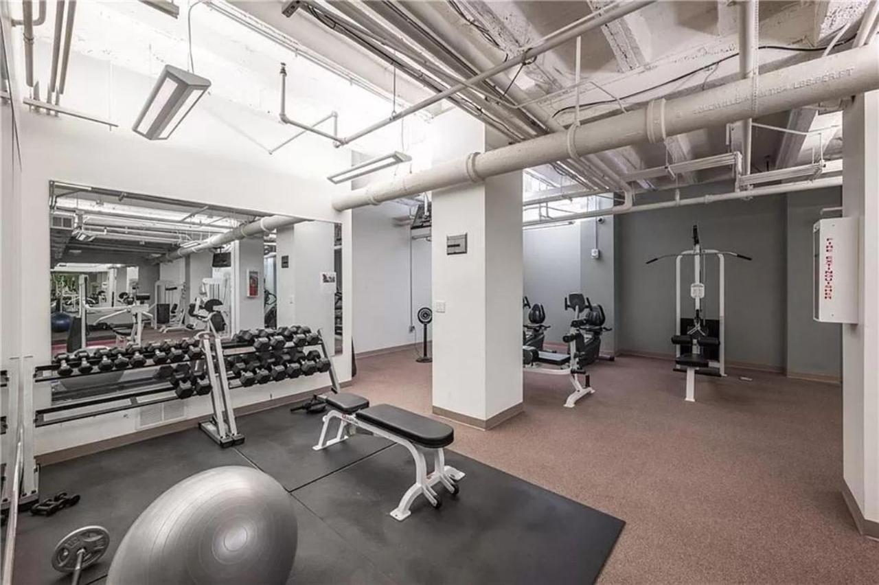Designer Downtown Condo Suite - Splendid View Des Moines Zewnętrze zdjęcie